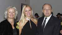 Marina Arsenijevic i Nikola i Snezana Vitorovic