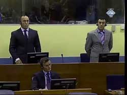 Ramuss Haradinaj - Bivsi zapovednik OVK - uhapsen je juce na Kosovu - Ljah Brahimaj