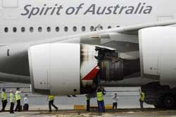 AVION A380 - KVAR NA MOTORU Qantas