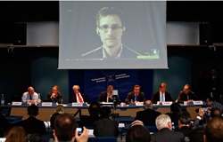 Edward-Snowden SE